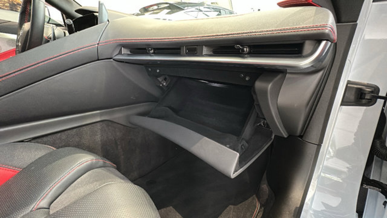 Used 2023 Chevrolet Corvette Z06 image 25