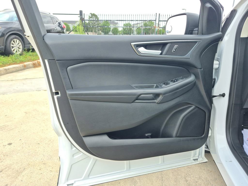 Used 2024 Ford Edge SE image 20
