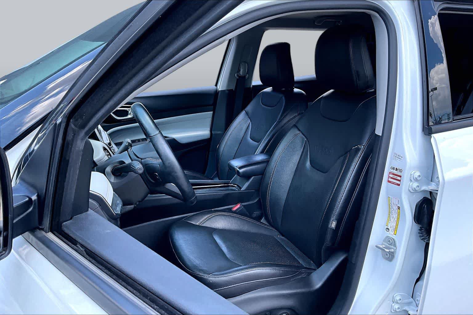 Used 2022 Jeep Compass Limited AWD/4WD image 8