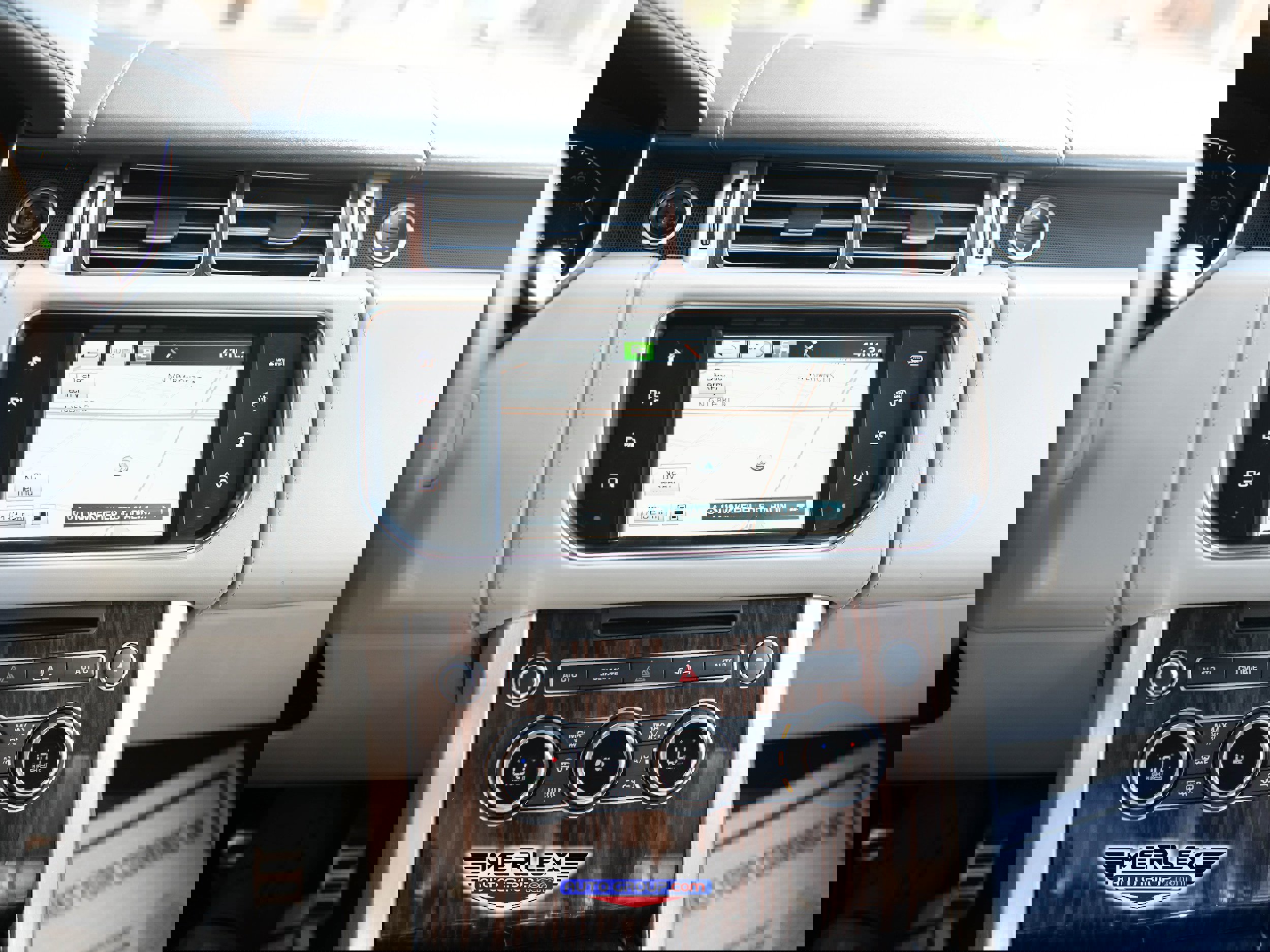 Used 2016 Land Rover Range Rover Holland & Holland image 33