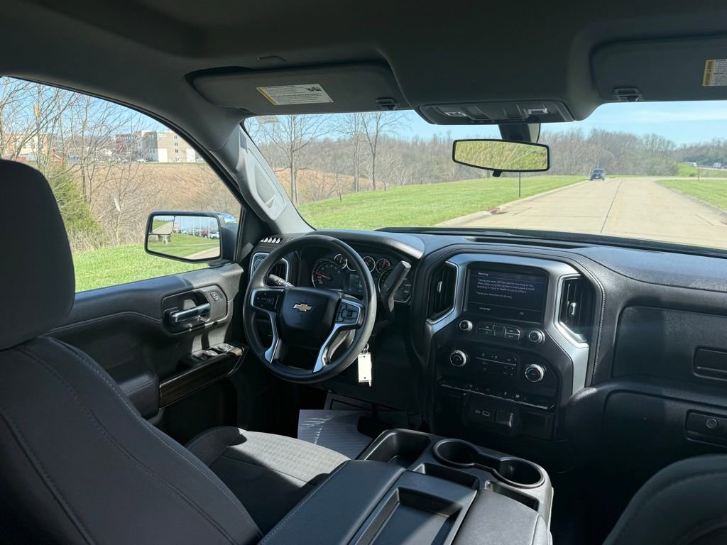 Used 2020 Chevrolet Silverado 1500 LT w/ Trailering Package image 17
