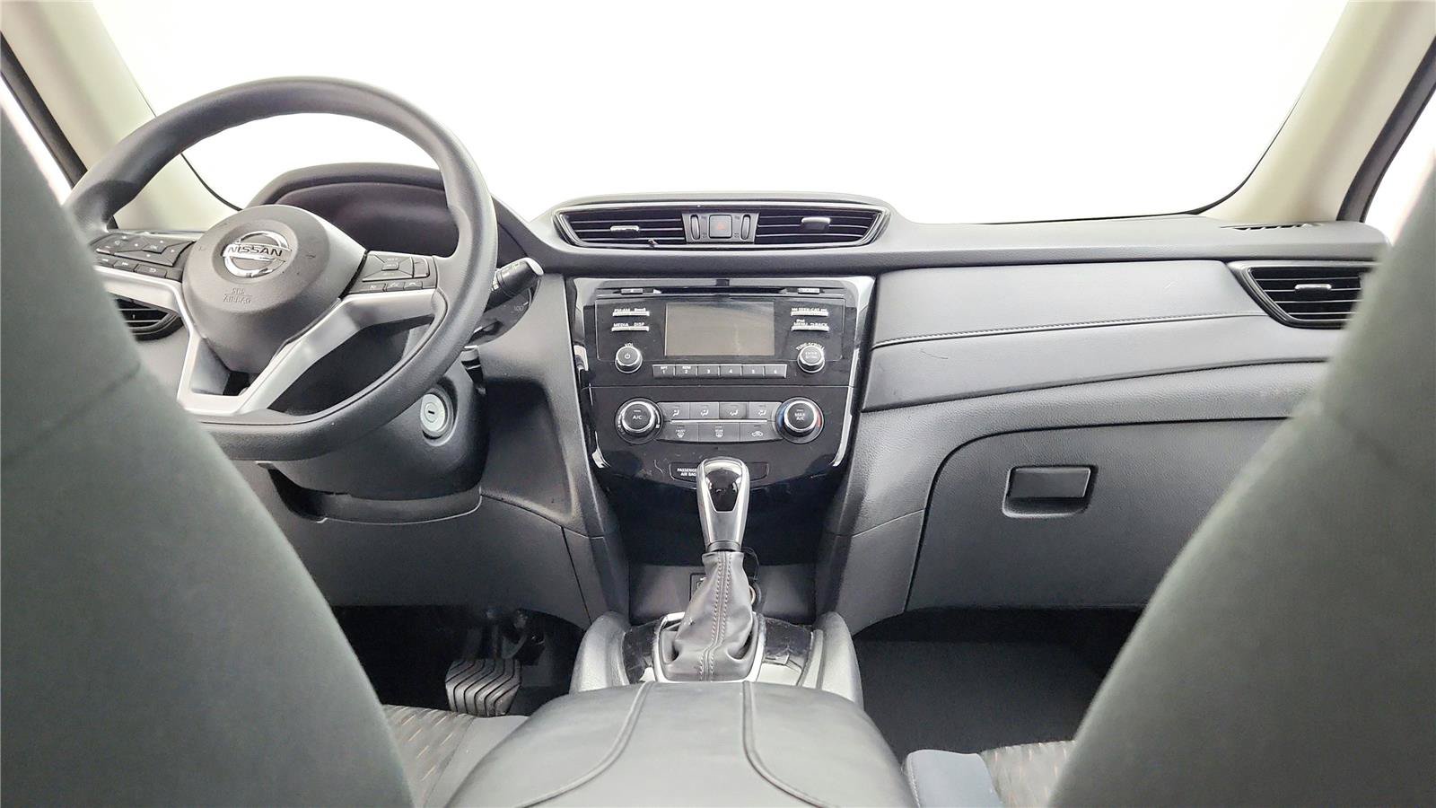 Used 2017 Nissan Rogue S FWD image 22
