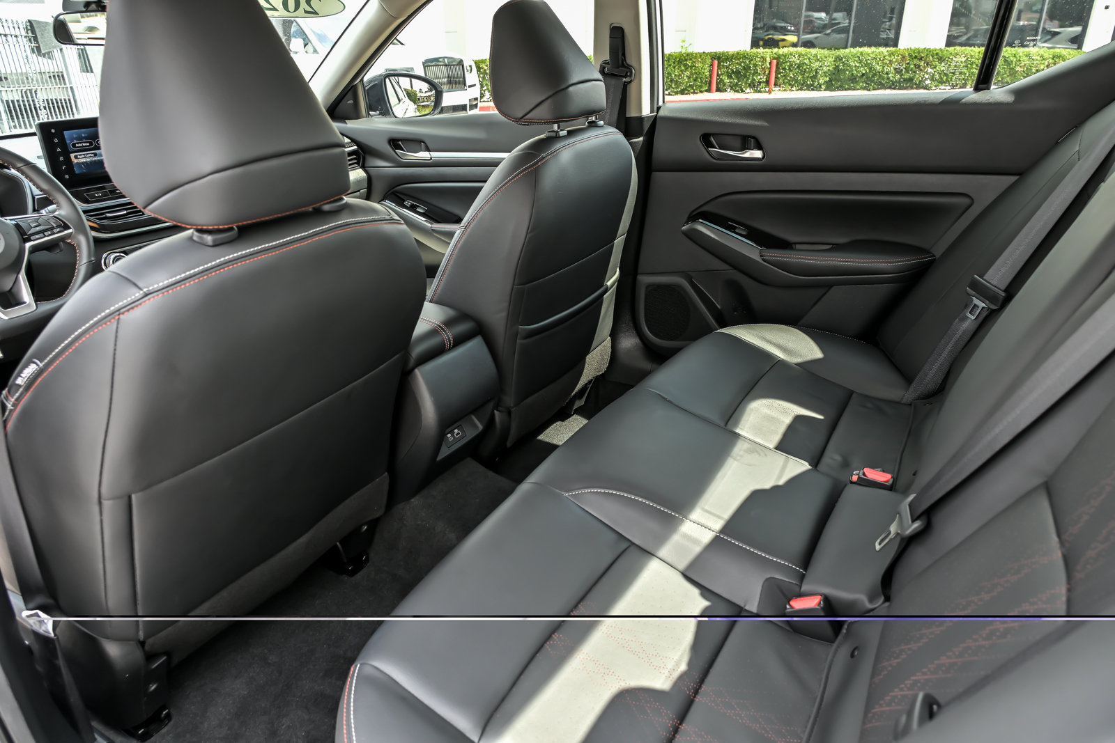 Used 2024 Nissan Altima 2.5 SR w/ SR Premium Package AWD/4WD image 22
