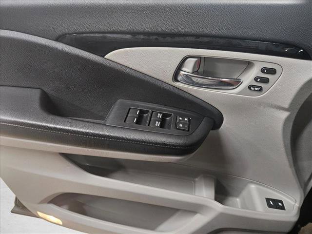 Used 2019 Honda Pilot Touring image 9