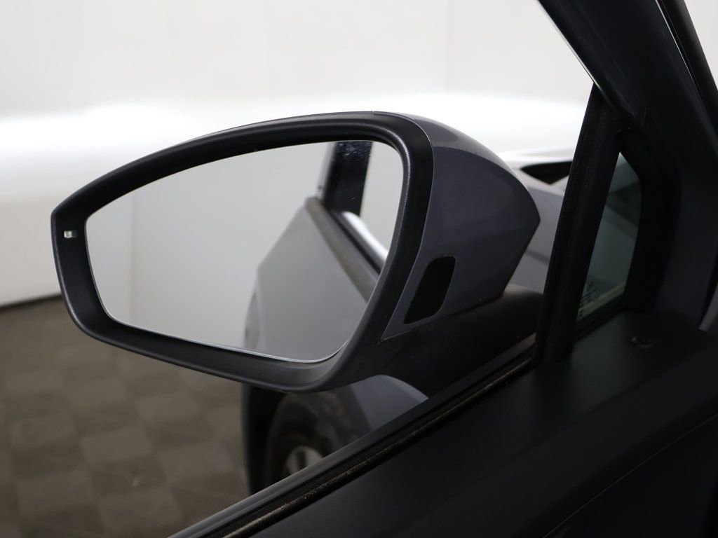 Used 2023 Volkswagen ID.4 Pro image 32