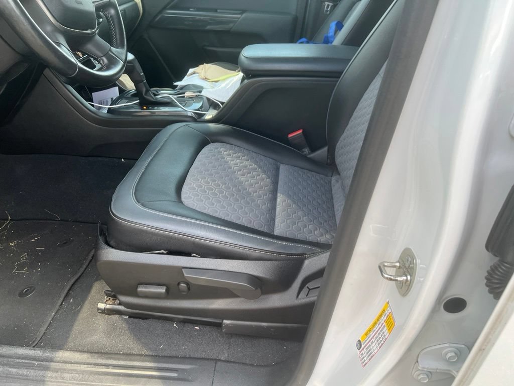 Used 2019 Chevrolet Colorado Z71 AWD/4WD image 8