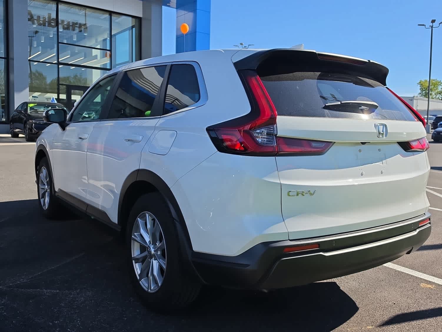 Used 2024 Honda CR-V EX-L image 5