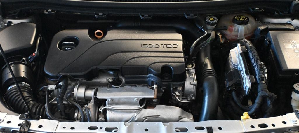 Used 2019 Chevrolet Cruze LS FWD image 15