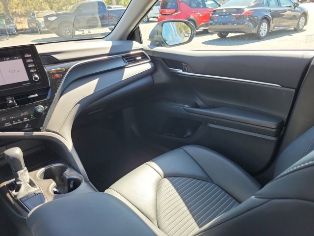 Used 2023 Toyota Camry SE image 23