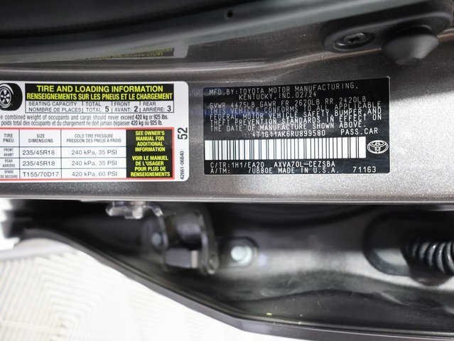 Used 2024 Toyota Camry SE image 28