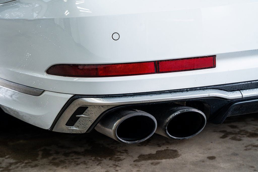 Used 2023 Audi S8 image 24