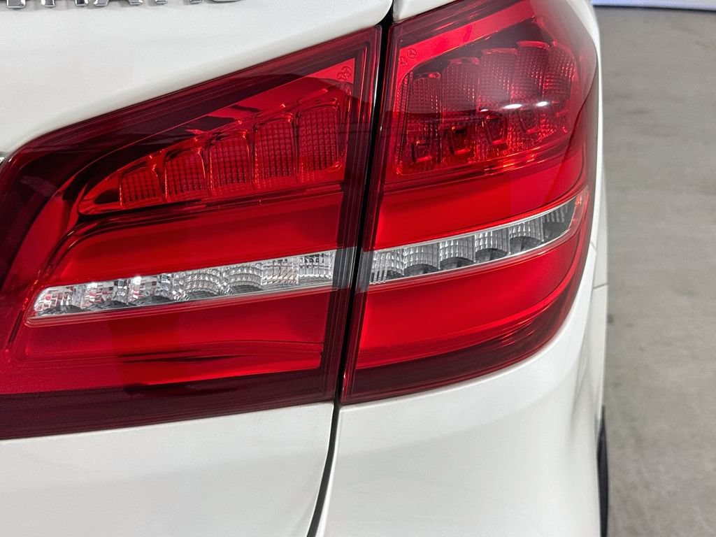 Used 2018 Mercedes-Benz GLS 450 4MATIC image 35
