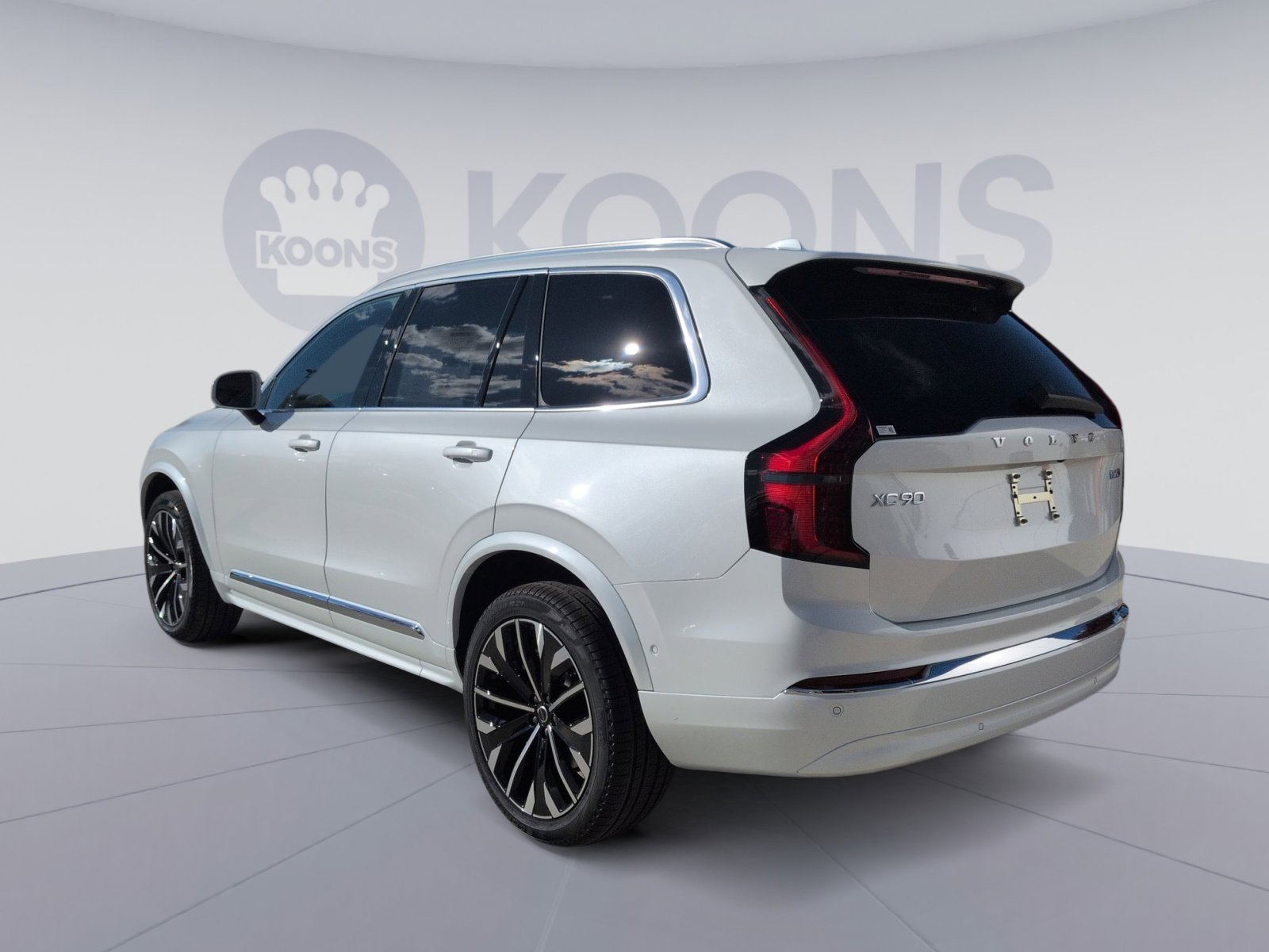 New 2026 Volvo XC90 B6 Ultra image 4