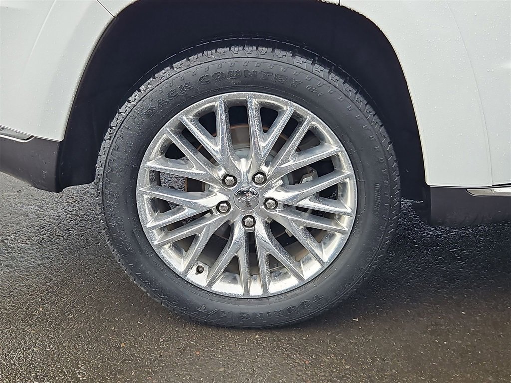 Certified 2017 Jeep Grand Cherokee Summit w/ Skid Plate Group image 9