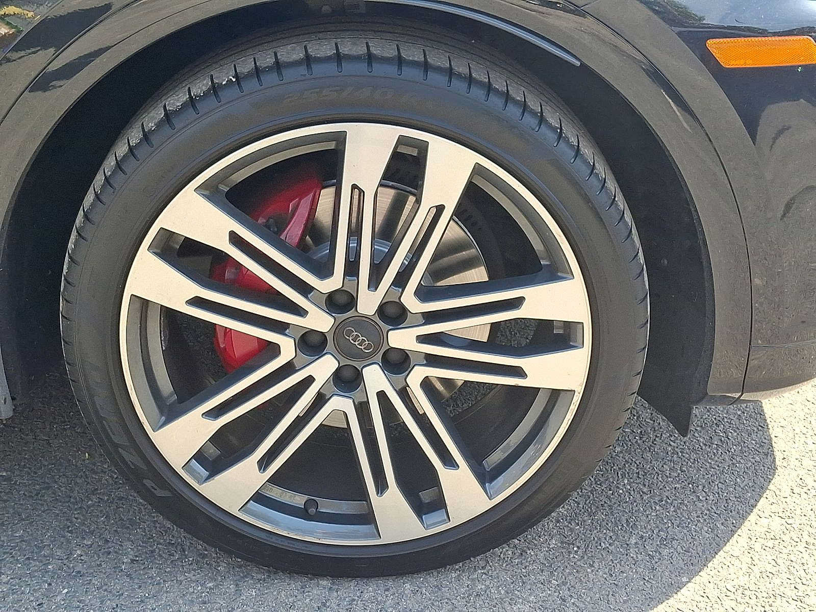 Used 2020 Audi SQ5 Premium Plus AWD/4WD image 24