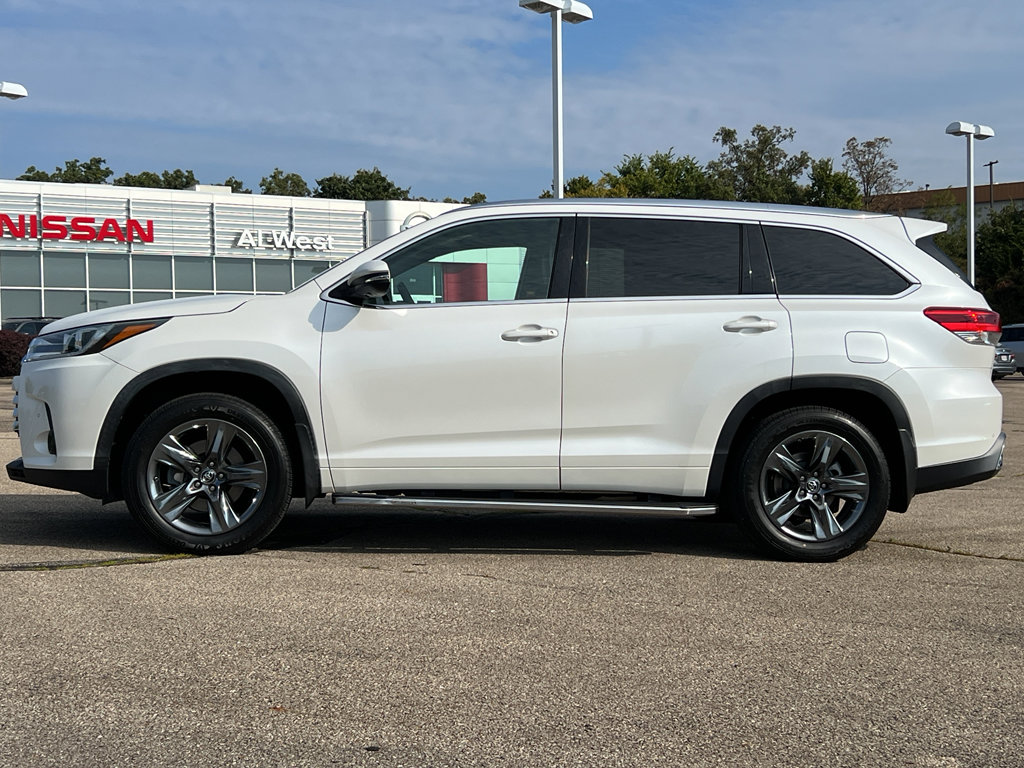 Used 2019 Toyota Highlander Limited Platinum image 4