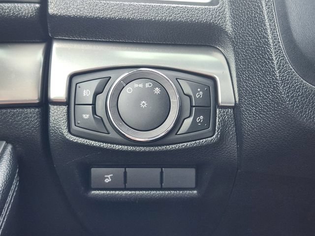 Used 2019 Ford Explorer XLT w/ Equipment Group 201A FWD image 23
