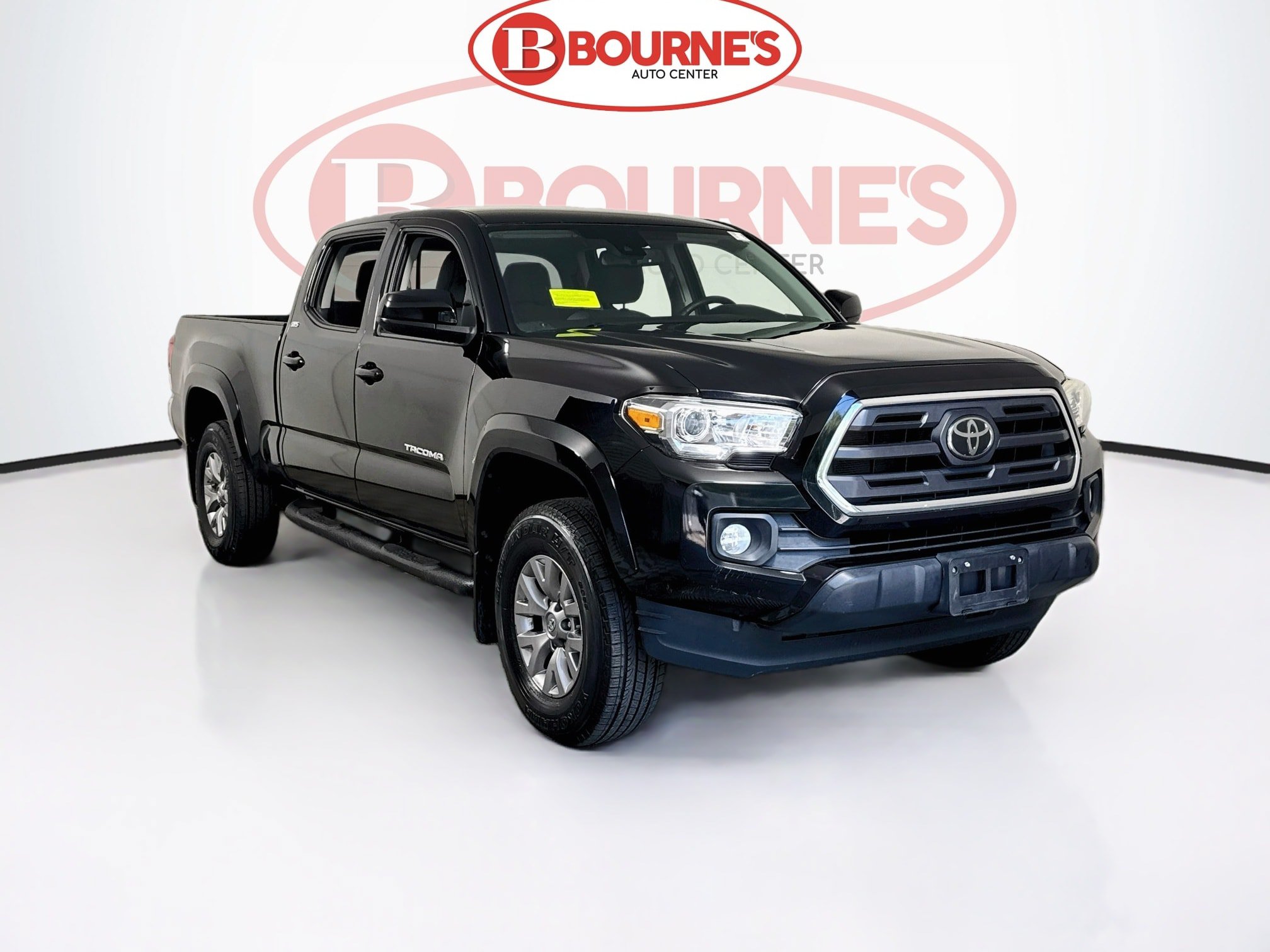 Used 2018 Toyota Tacoma SR5 AWD/4WD image 1