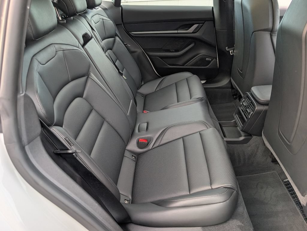 Certified 2025 Porsche Taycan 4S AWD/4WD image 7