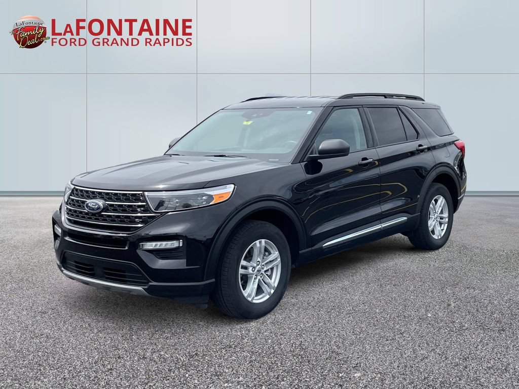 Certified 2023 Ford Explorer XLT w/ Equipment Group 202A AWD/4WD image 1