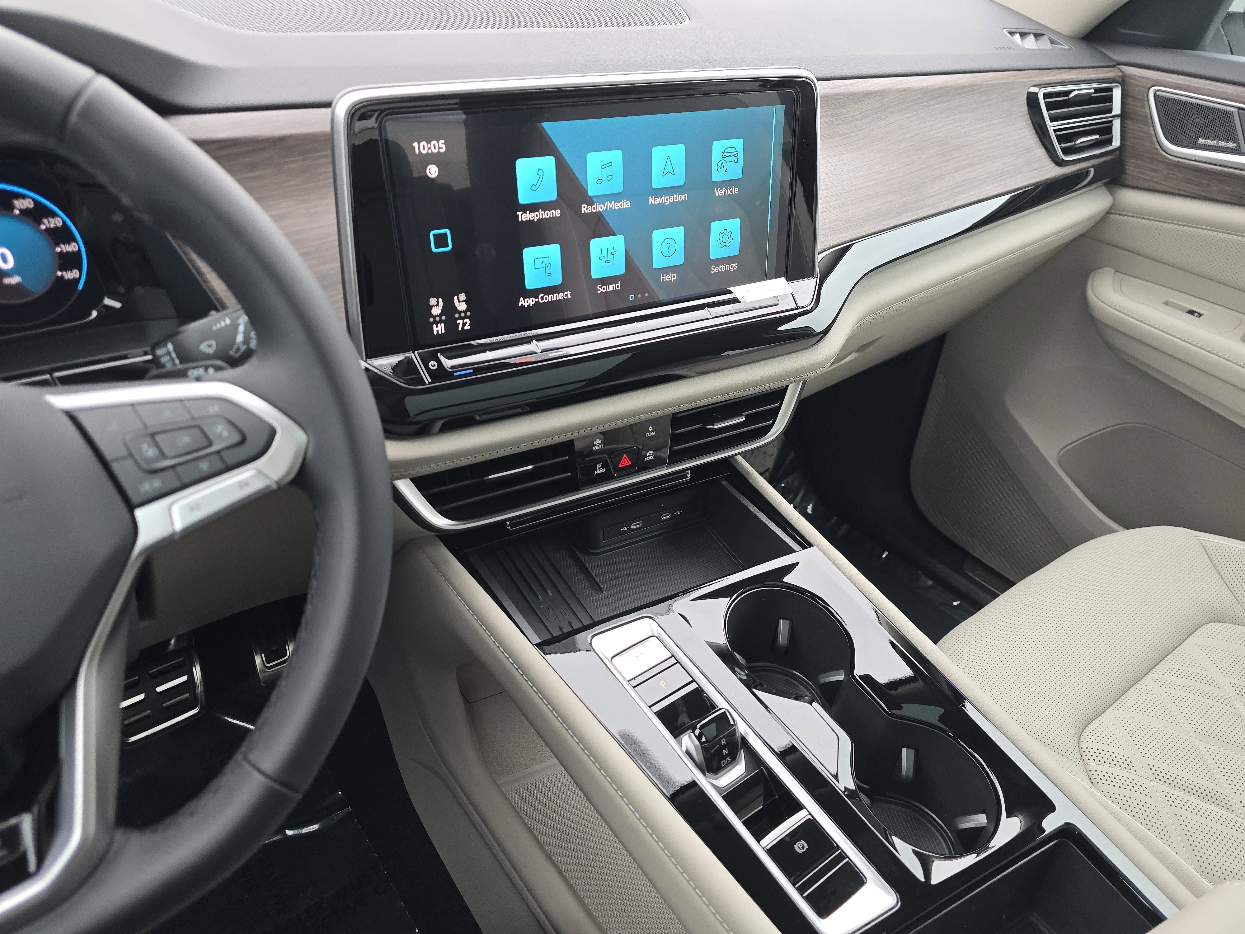 New 2026 Volkswagen Atlas SEL Premium R-Line image 24