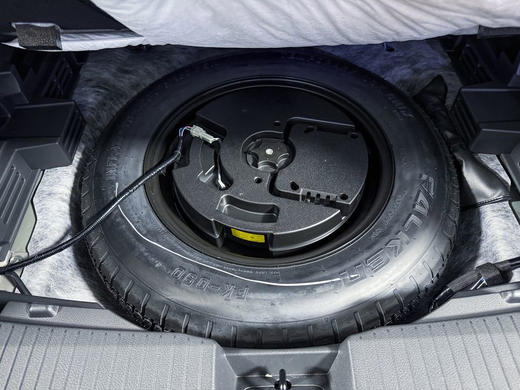 Certified 2024 Nissan Rogue SL image 34