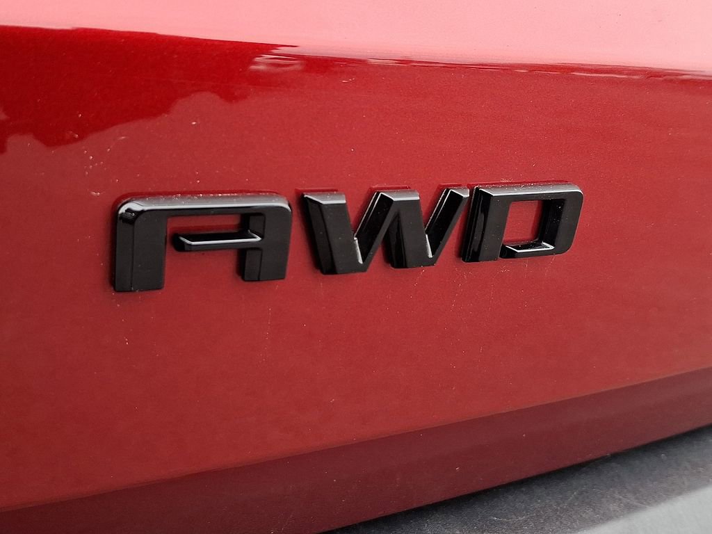 Used 2024 Chevrolet Traverse Z71 w/ Enhanced Driving Package image 32