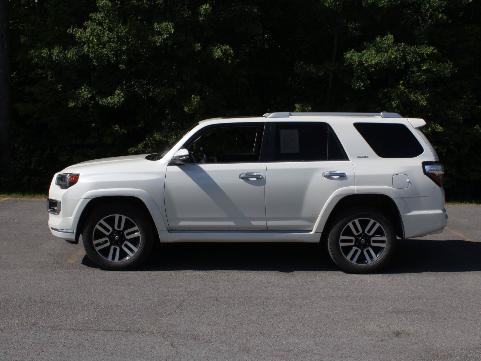 Used 2021 Toyota 4Runner Limited AWD/4WD image 5