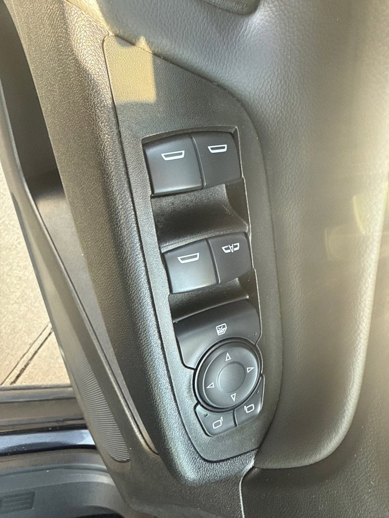 Used 2024 Chevrolet Equinox LT image 19