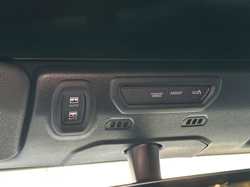 Used 2023 Jeep Wrangler Unlimited Sahara w/ Cold Weather Group image 32