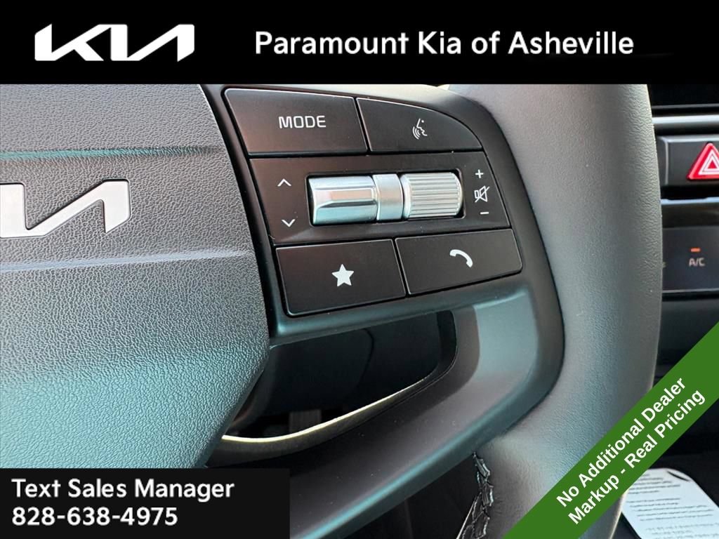 New 2026 Kia Sportage EX FWD image 12