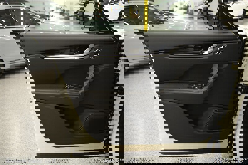 Used 2021 Maserati Levante image 36