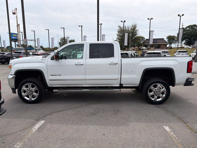 Used 2017 GMC Sierra 2500 SLT w/ Duramax Plus Package AWD/4WD image 22