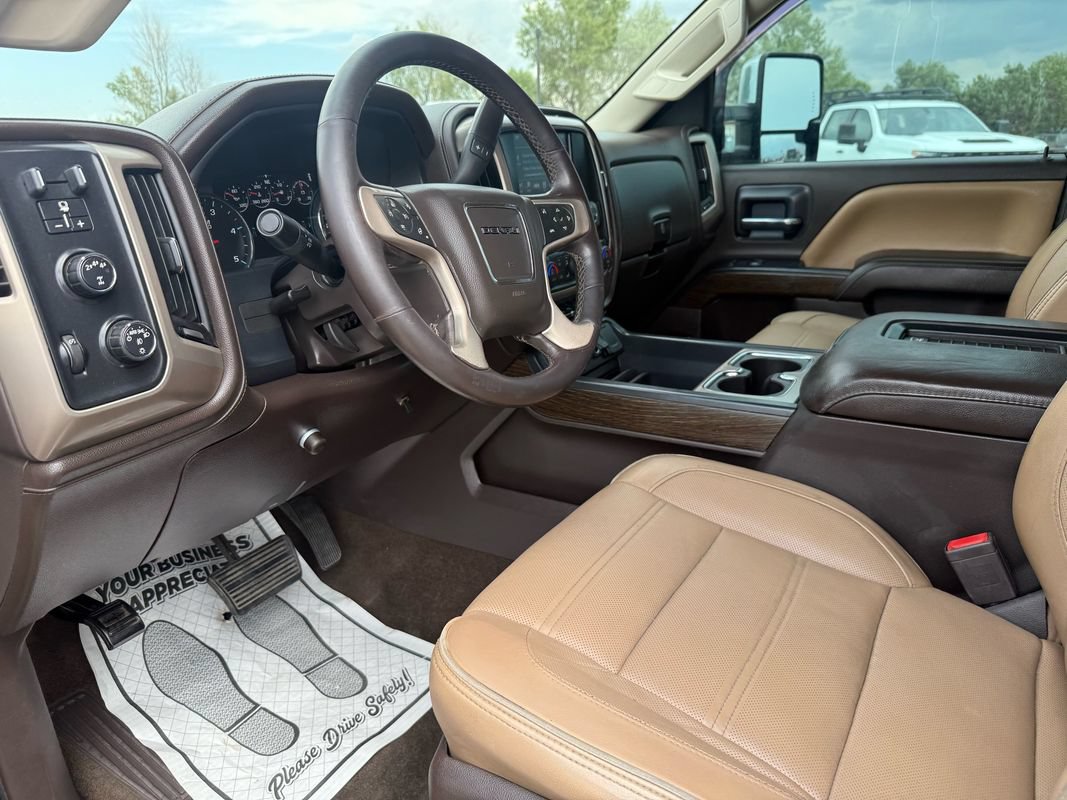 Used 2017 GMC Sierra 3500 Denali w/ Duramax Plus Package AWD/4WD image 33