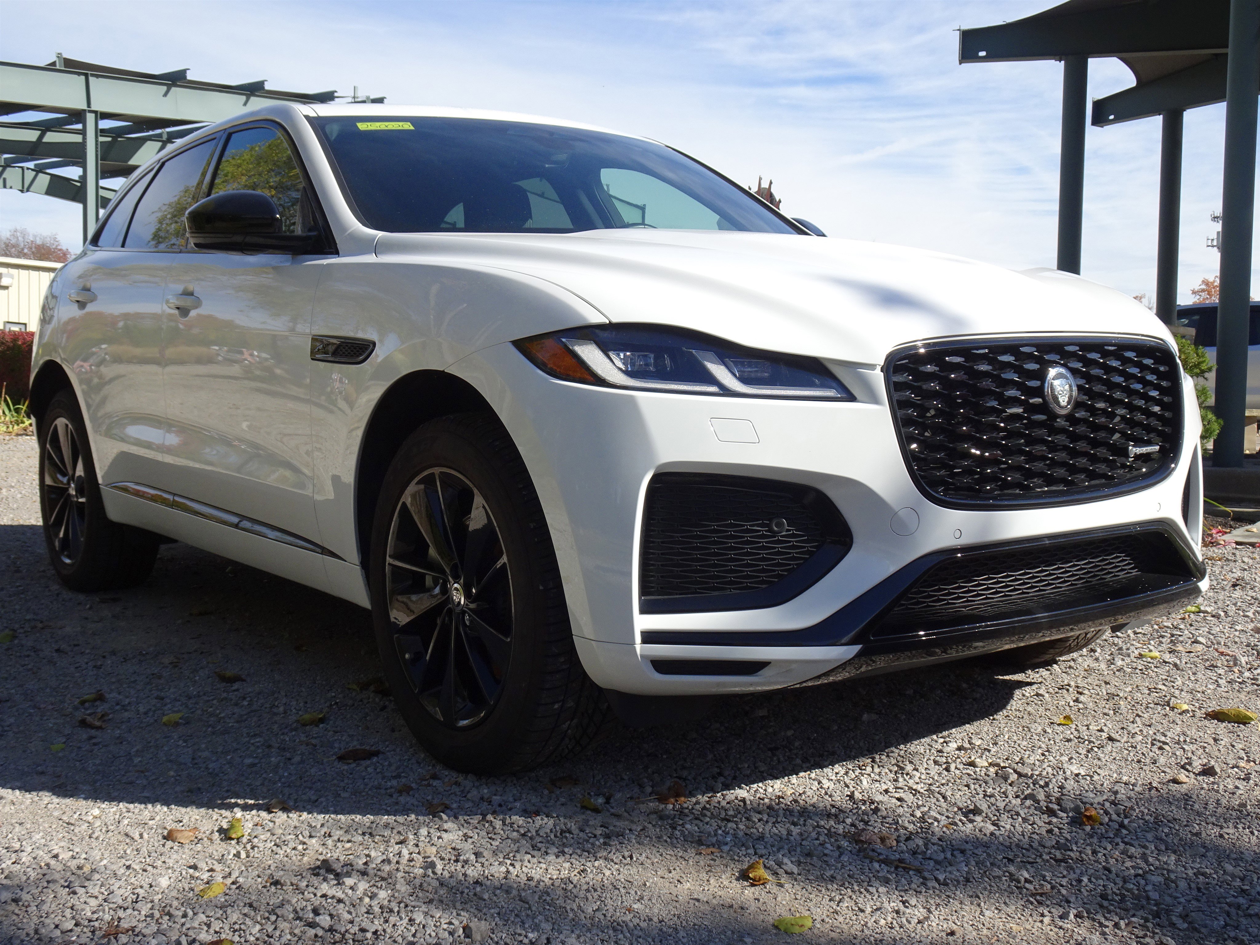 Certified 2025 Jaguar F-PACE R-Dynamic S image 12