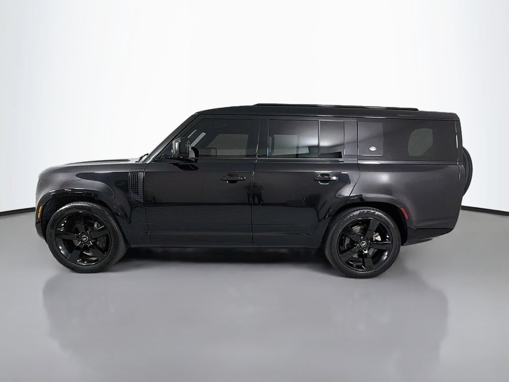Certified 2023 Land Rover Defender 130 X-Dynamic SE AWD/4WD image 8