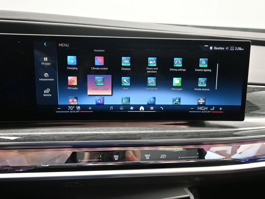 Used 2023 BMW i7 xDrive60 image 18