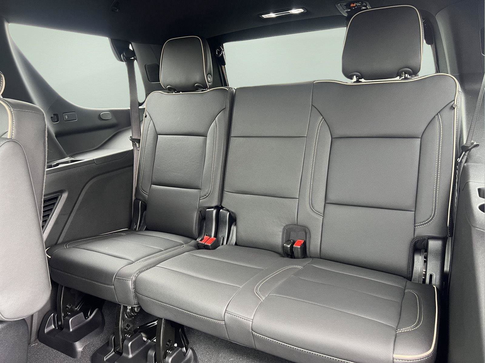New 2026 Chevrolet Tahoe Premier w/ Sun And Tow Package AWD/4WD image 14
