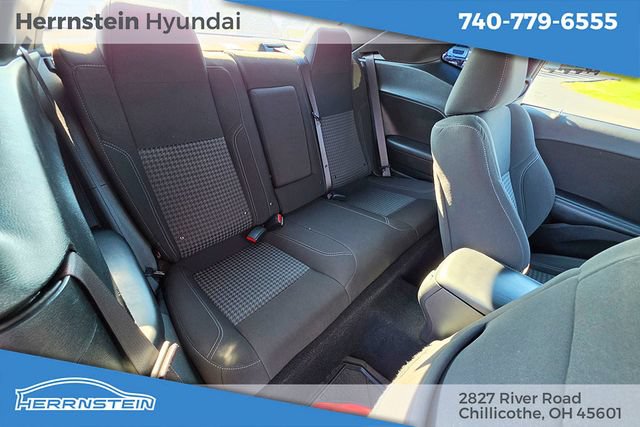 Used 2023 Dodge Challenger SXT RWD image 30