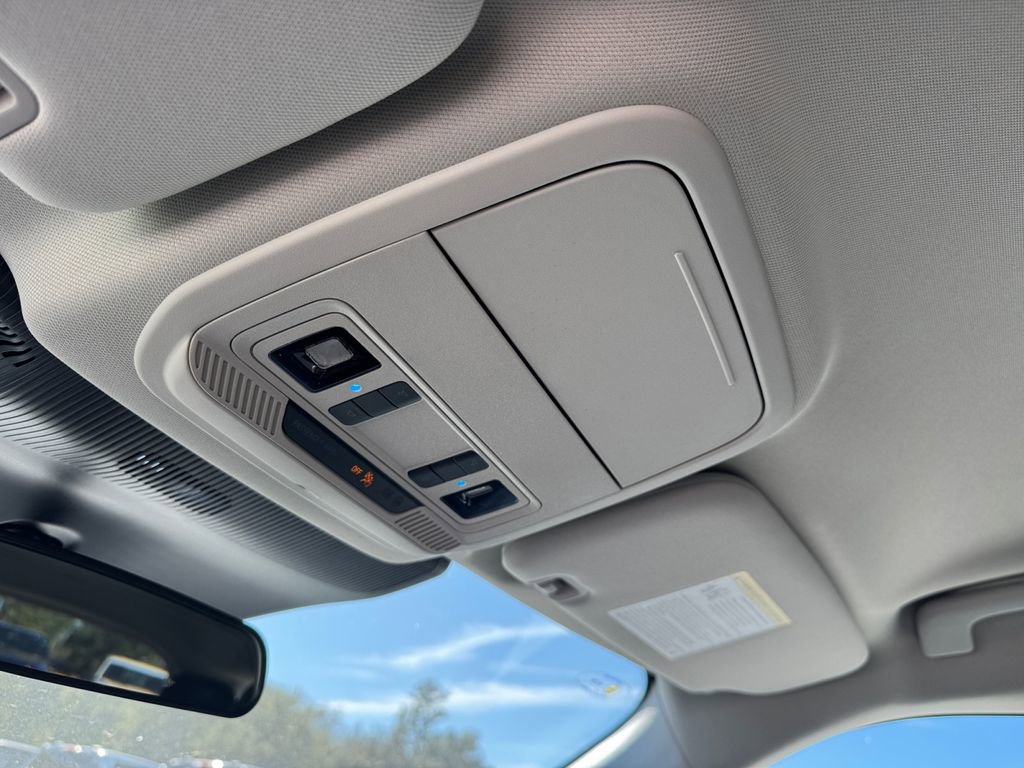 New 2026 Ford Explorer Active image 37