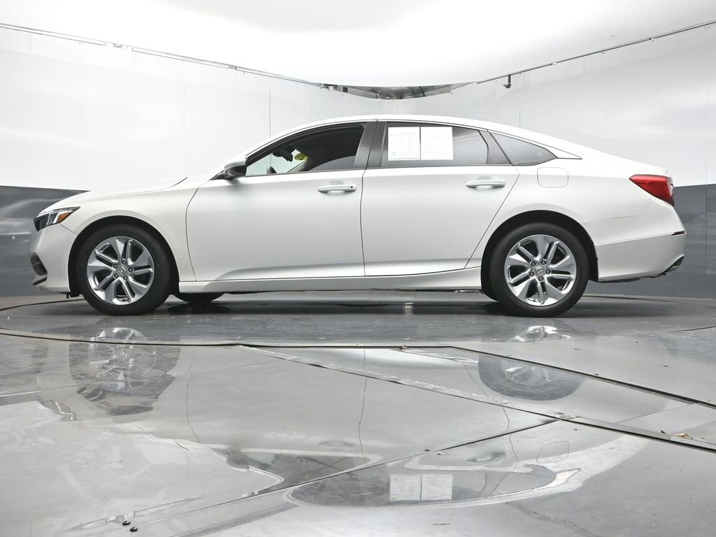 Used 2020 Honda Accord LX image 32