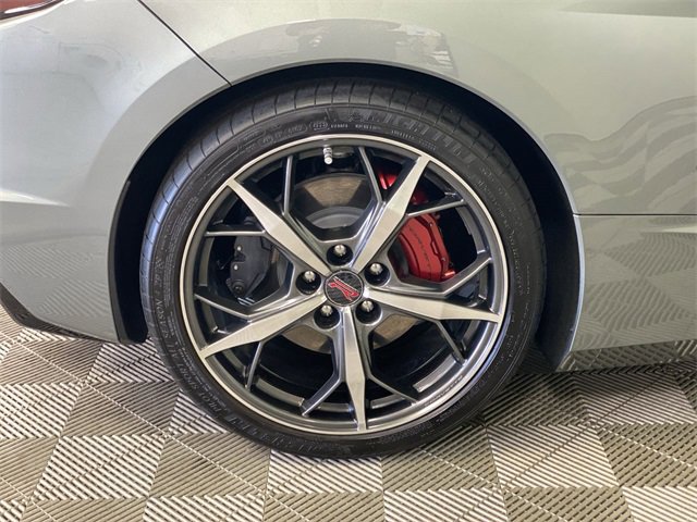 Certified 2022 Chevrolet Corvette Stingray w/ Chrome Exterior Badge Package image 37