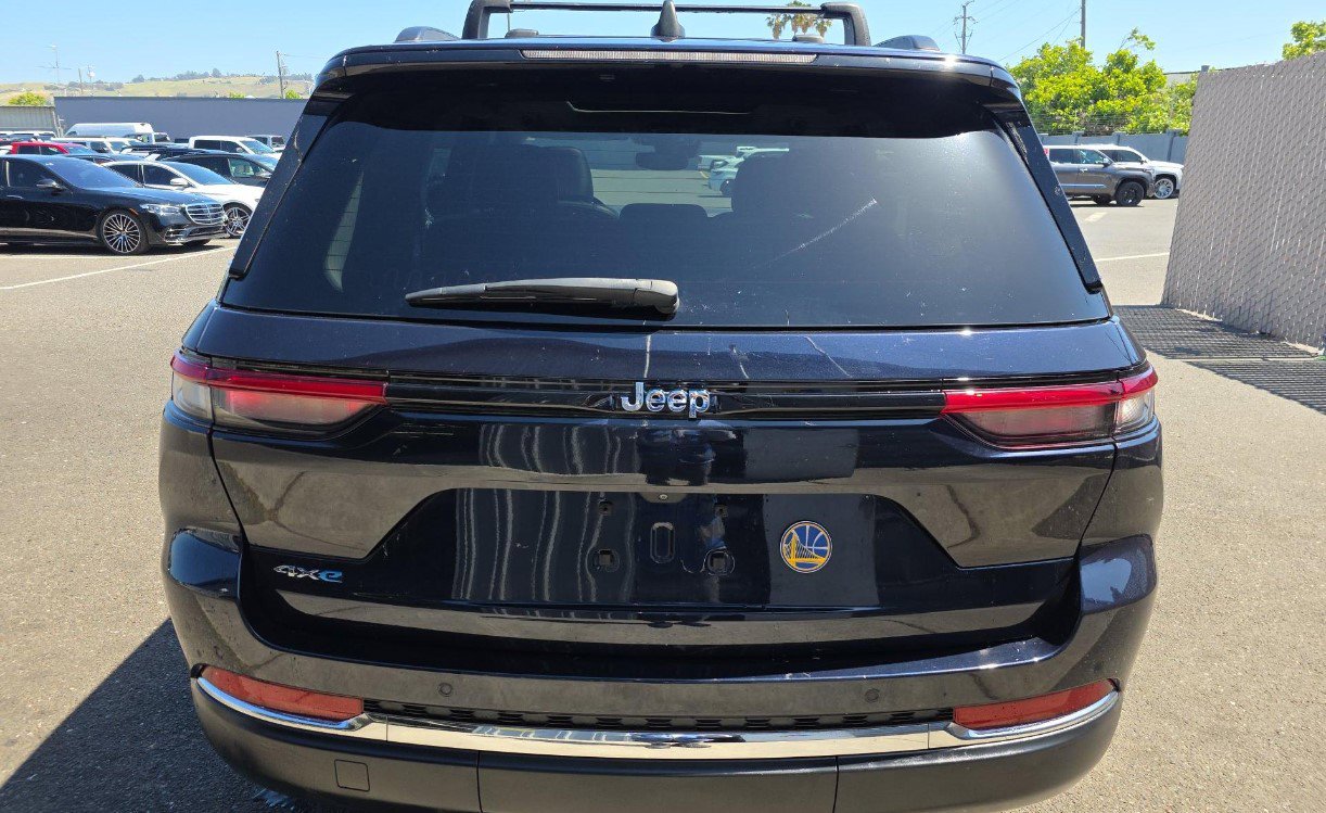 Used 2022 Jeep Grand Cherokee Limited 4xe AWD/4WD image 5