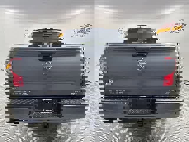 Used 2024 Nissan Titan SV w/ Accessory Utility Package image 4