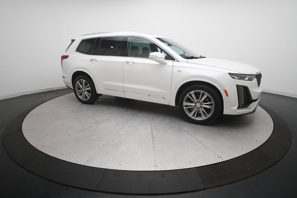 Used 2024 Cadillac XT6 Premium Luxury w/ LPO, Floor Liner Package image 13