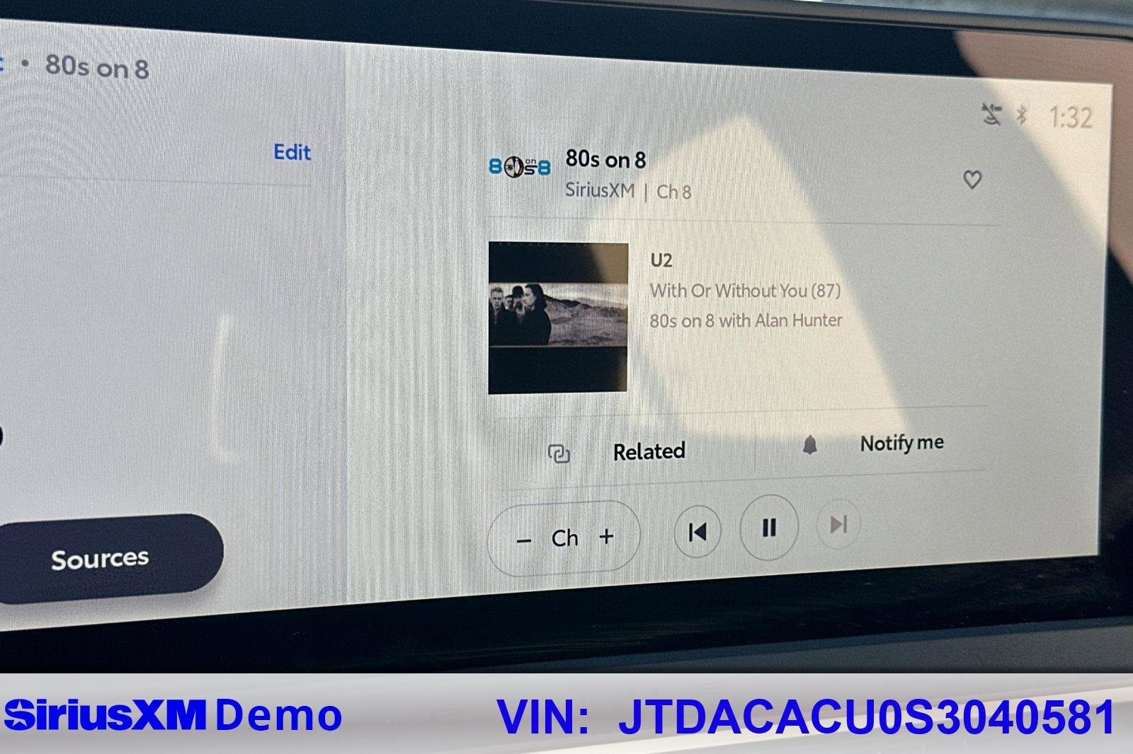Used 2025 Toyota Prius Plug-In Hybrid image 35