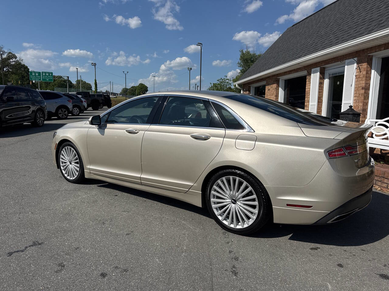 Used 2017 Lincoln MKZ Reserve AWD/4WD image 12