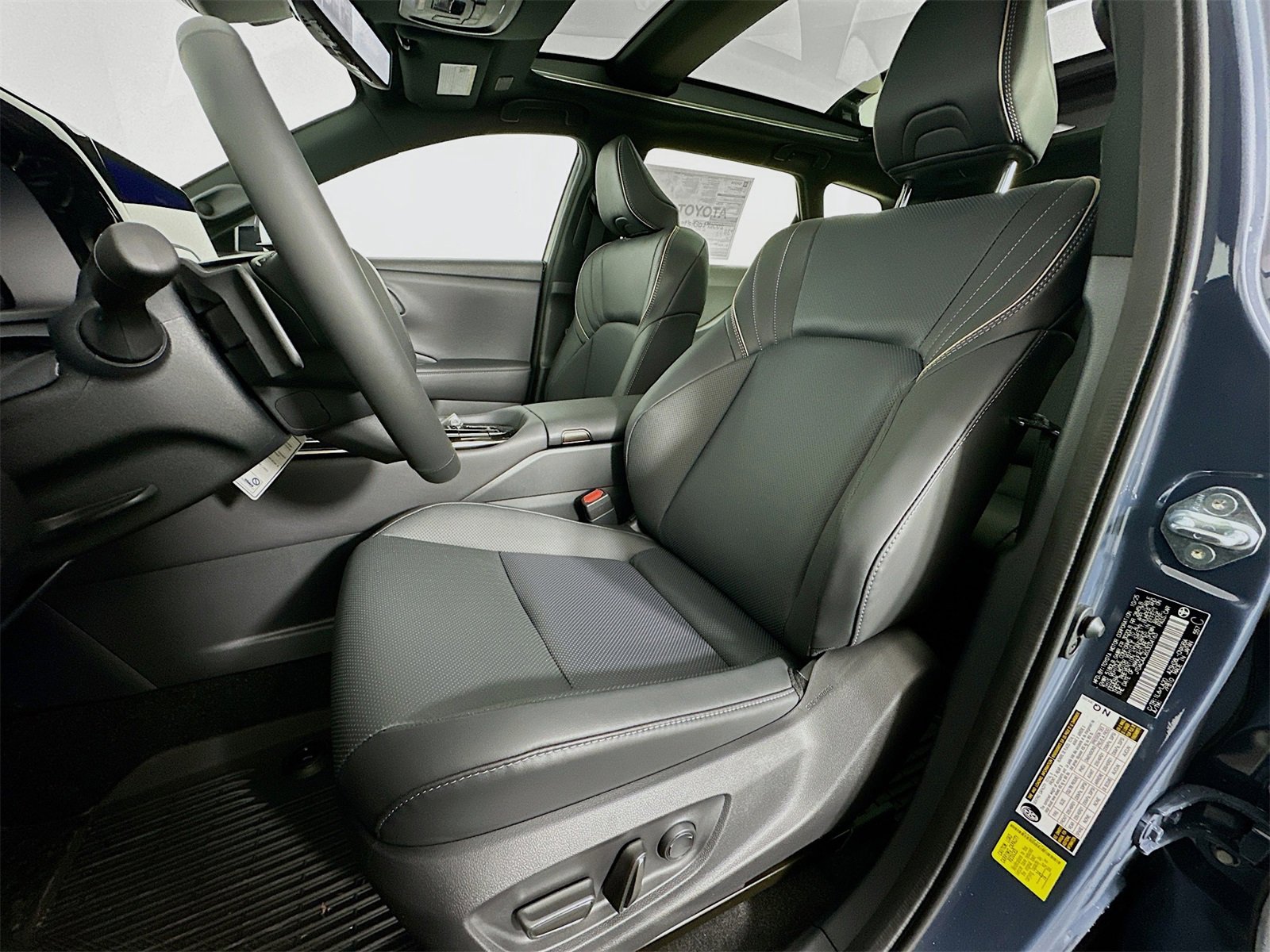 New 2025 Toyota Crown Signia Limited image 22