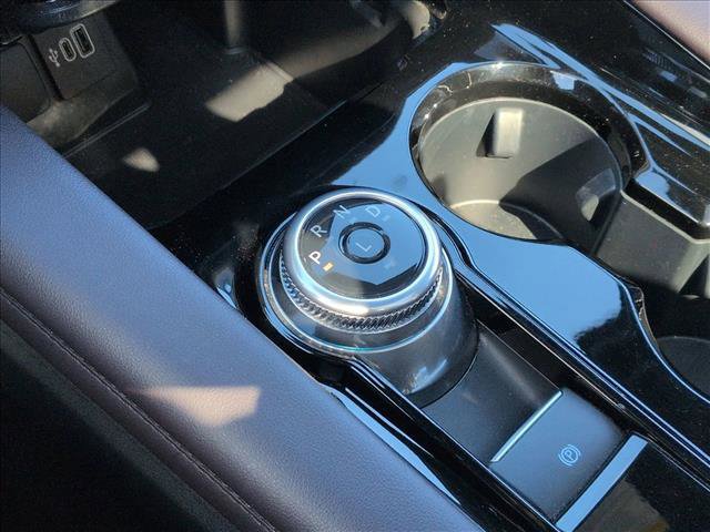 Used 2025 Ford Explorer Platinum w/ LUX Leather Package AWD/4WD image 12