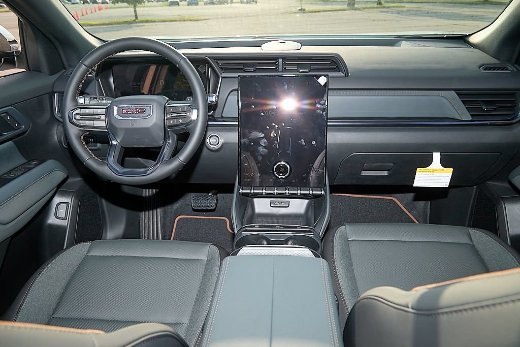 New 2027 GMC Terrain AT4 w/ Technology Package II AWD/4WD image 34